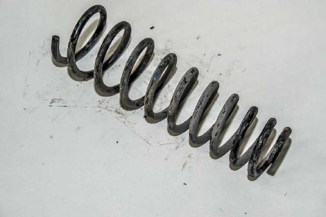 4RUNNER ÇIKMA YEDEK PARÇA ÖN HELEZON YAYI_603